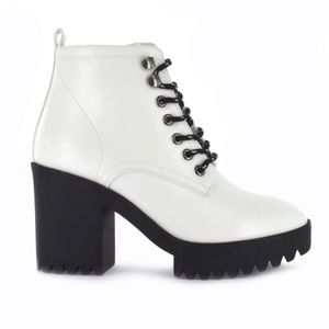 Seven white flatiron chunky platform lace zip  boots Brand New In Box Sz 6 or 8